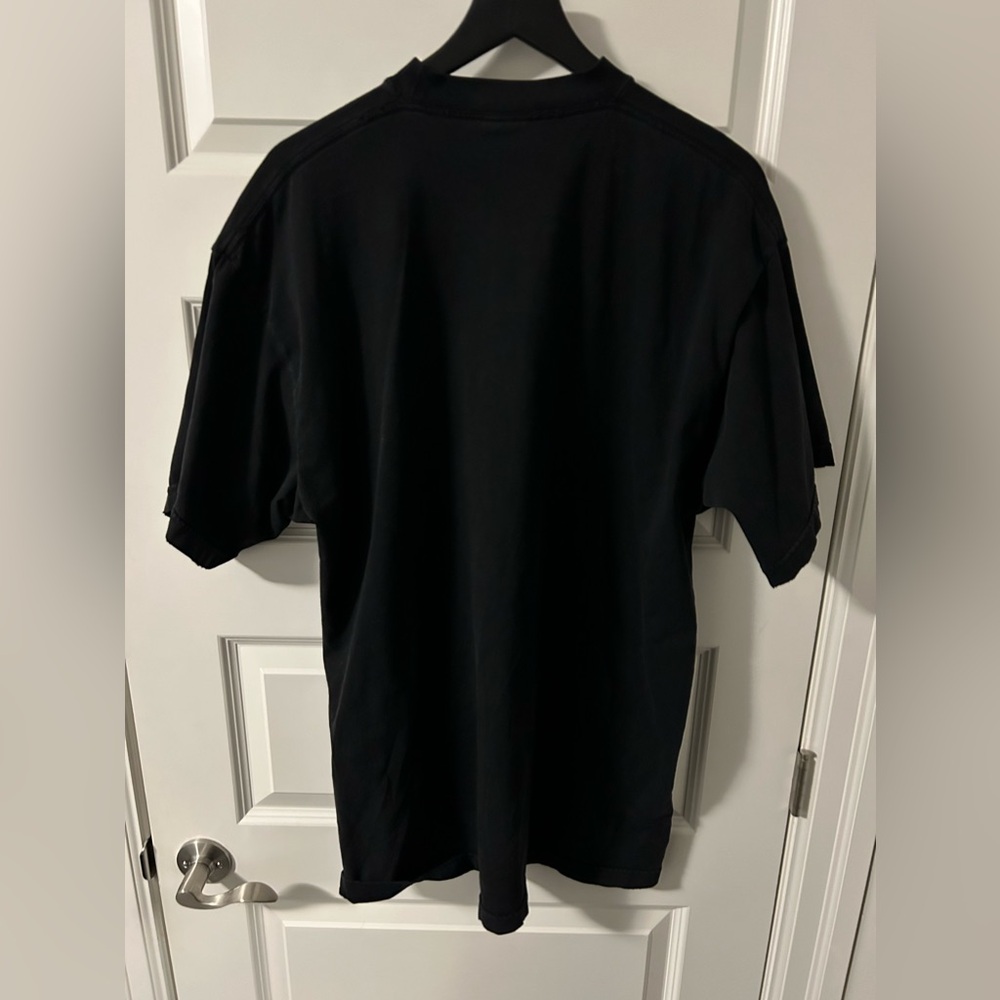 balenciaga be different tee - Picture 5 of 7